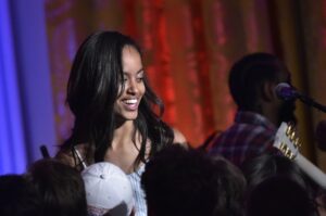 Wow. Internet is Going Crazy for Malia Obama’s Orange Tee and Edgy Boots