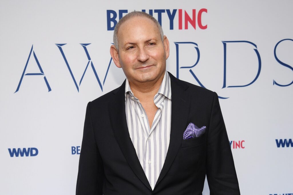 Estée Lauder Executive to Retire After Posting Meme with N-Word to Instagram