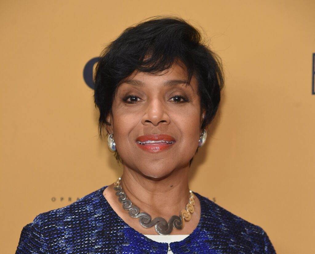 Phylicia Rashad Apologizes to Howard Students and Parents for 'Insensitive' Cosby Tweet