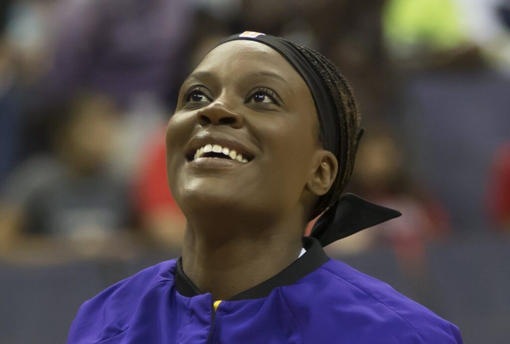 Former WNBA, University of Texas Basketball Star Tiffany Jackson Dies at 37