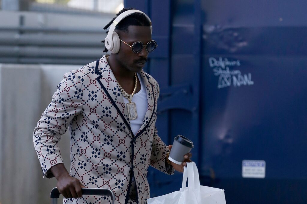Where Have All of Antonio Brown’s Defenders Gone?