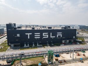 Black Woman Settles Suit Against Tesla After Accusing Her Bosses of Greeting Her With ‘Welcome to the Slave House,’ and That’s Not All