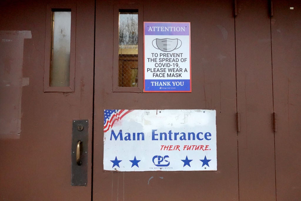 Thousands of Chicago Students and Faculty COVID-19 Tests Rendered ‘Invalid’ After Shipping Troubles