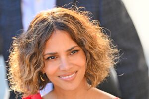 Wait, What? Halle Berry Gives Away Her Entire Closet Of Clothes to Help Victims of LA Fires
