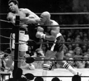 Earnie Shavers, One of Boxing’s Hardest Punchers, Dead at 78