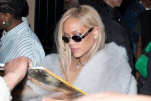 Move Over, Beyoncé, Rihanna is Getting Into the Hair Game