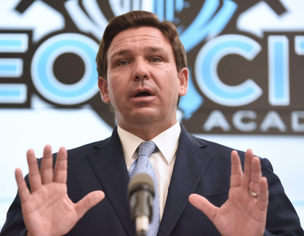 Florida to Pass Bill Protecting White Teachers from White Guilt