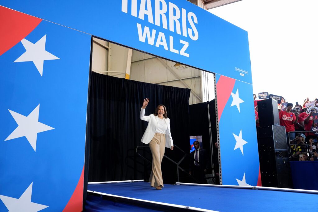 WATCH: In True ‘Black Auntie’ Form, Kamala Harris Shuts Down Protesters and Then Gives A Side Eye
