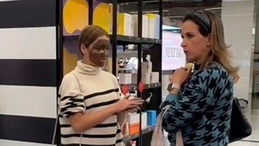 During Black History Month? White Teenagers Caught Doing Blackface in Sephora, And Their Mothers Do Nothing