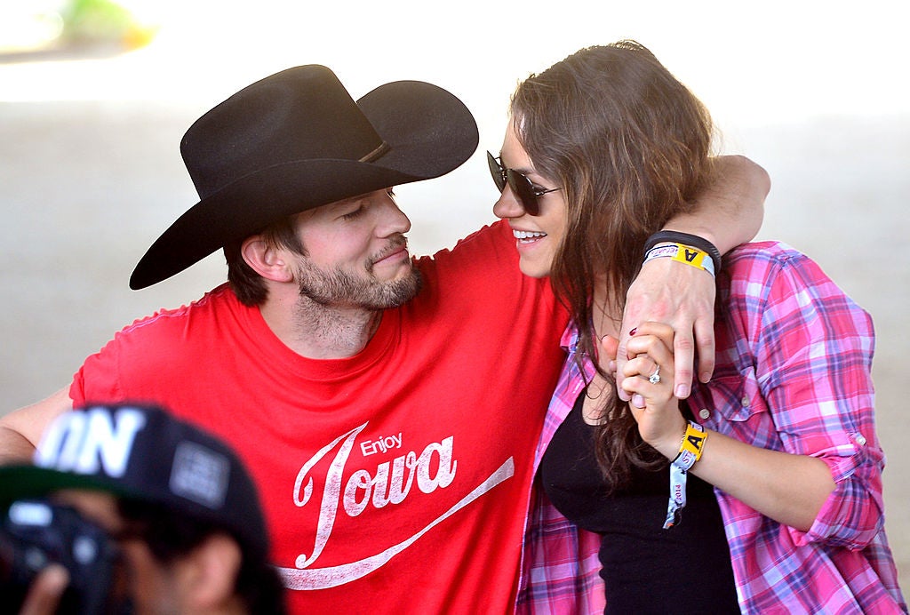 Mila Kunis and Ashton Kutcher Apparently Don’t Know the Meaning of Water Nor Soap. They Are Not Alone. I Haz Questions
