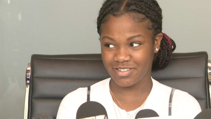 7th Grader Falsely Arrested for Threatening School, Mother Files Lawsuit