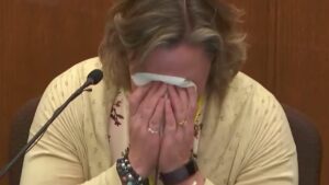 ‘It Just Went Chaotic’: A Weeping Kim Potter Takes the Stand