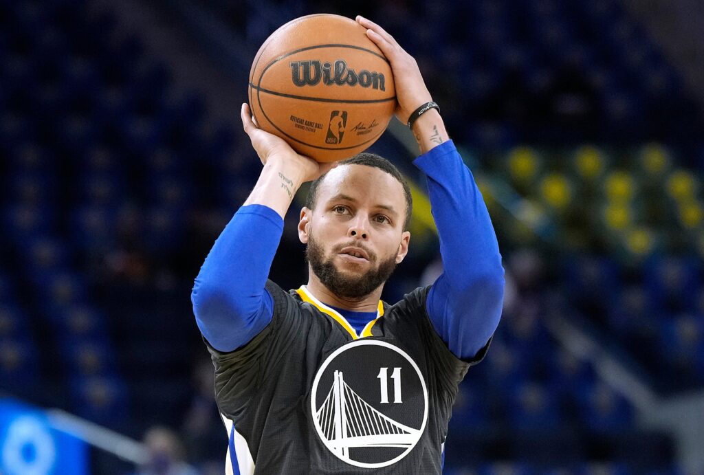 Is It Time to Worry About Steph Curry’s Career-Worst Shooting Slump?