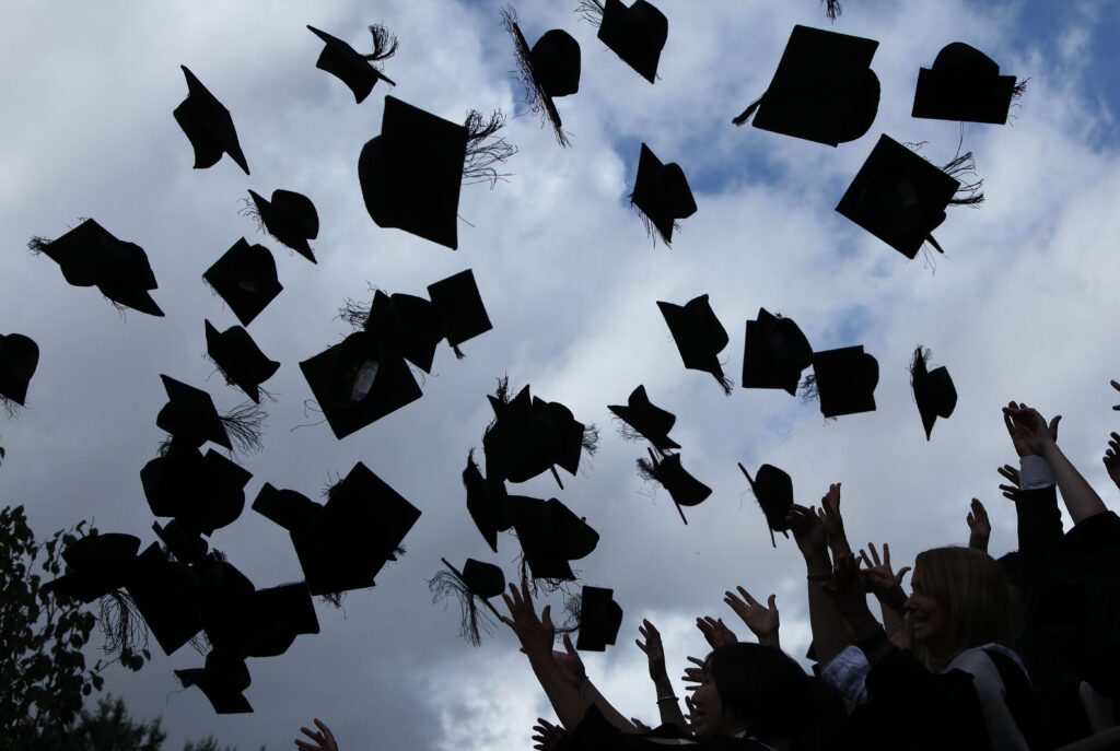 A Student Headed to Harvard Wants Her $40K Scholarship to Go to Others in Need