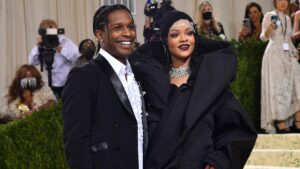 Goodbye R9, Hello Fenty Baby: Rihanna Expecting First Child With A$AP Rocky