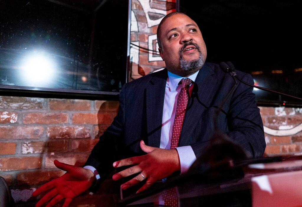 Group That Wants NY Stand Your Ground Law Met With Manhattan District Attorney Yesterday