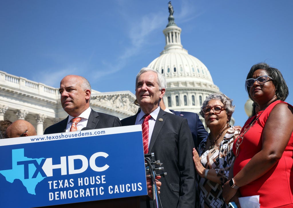 After Monthslong Standoff, Enough Dems Return to Texas, Allowing for Racist Voting Bill to Move Forward