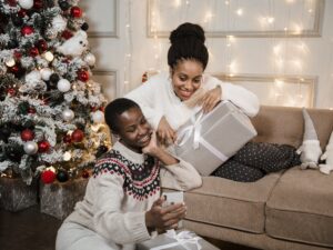 5 Ways to Keep Your Finances in Check During the Holidays