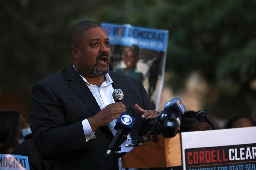 Alvin Bragg Makes History as 1st Black District Attorney for Manhattan