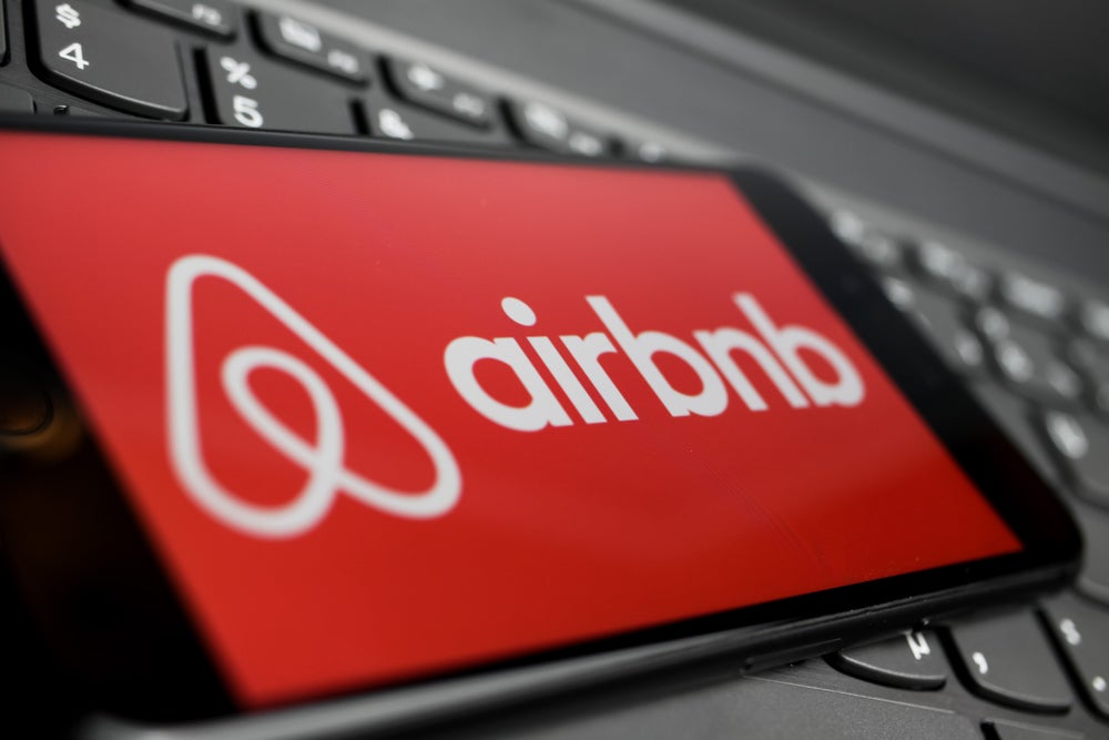 Oregon Airbnb is Using Anti-Racist Experiment to prevent Black Guests from Facing Discrimination.