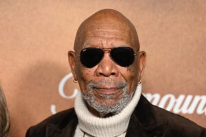 You Won’t Believe Which Legendary White Actress Tried to Shoot Her Shot With Morgan Freeman
