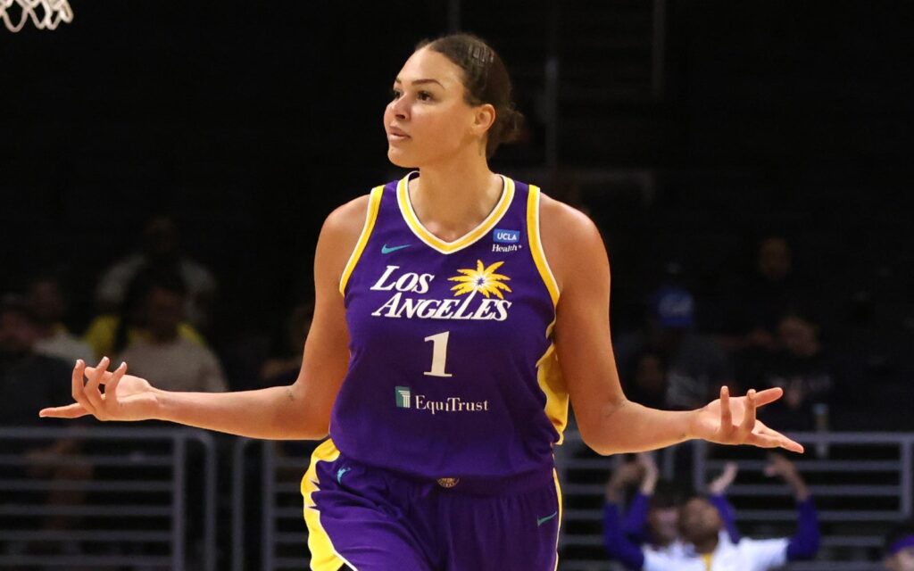 Liz Cambage Is ‘Stepping Away’ From the WNBA