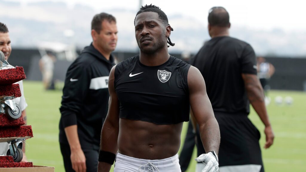 Antonio Brown’s Former Trainer Accuses the New England Patriot of Rape in Lawsuit