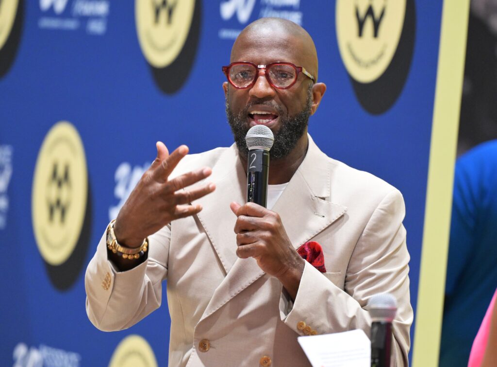 After Speaking With Kamala Harris, Rickey Smiley Has a Message for Undecided Voters