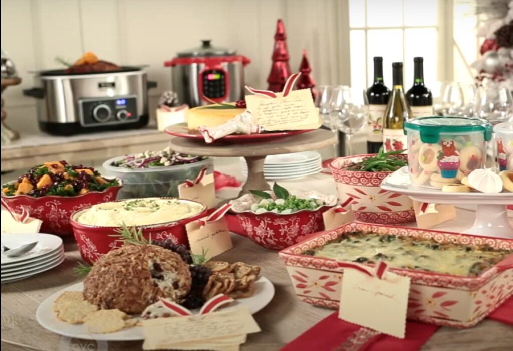 Black Person’s Guide to Surviving Potluck: Here’s 5 Signs You Shouldn’t Eat at That Stranger’s House This Holiday