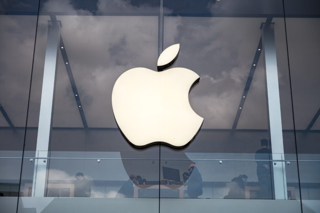Employees Accuse Apple of Racism Amidst Return to Office