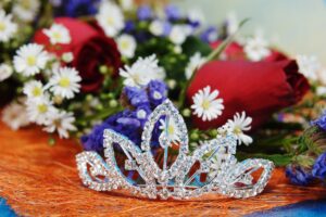 Wait, What? Beauty Pageant Organizers Ban Wigs!