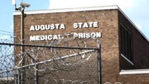 Georgia Prison Officers Sued For Using Inmates as Assassins