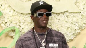 Flavor Flav Receives Support After Sharing This Vulnerable Online Confession