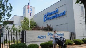 Missouri’s Last-Remaining Abortion Clinic Can Stay Open for Now—but the State Has Yanked Its License