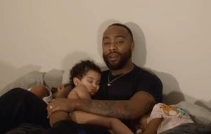 Former NFL Player Creates Viral Video Showing His Struggle in Being a Single Dad For 8 Days; Social Media Lets Him Have It