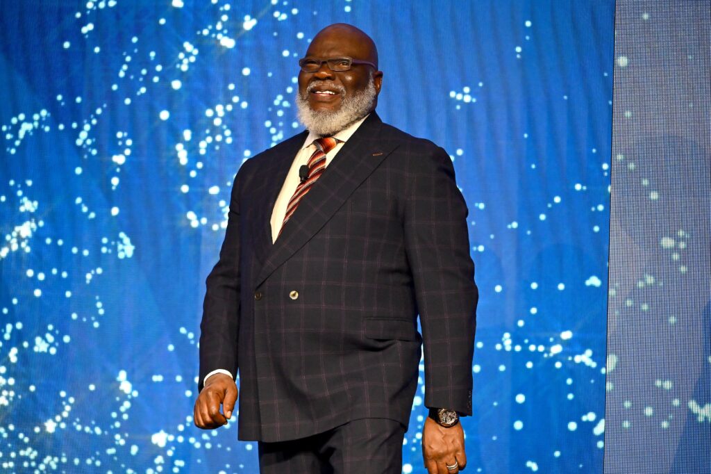 T.D. Jakes Reveals Shocking Truth Behind 2024 On-Stage Collapse