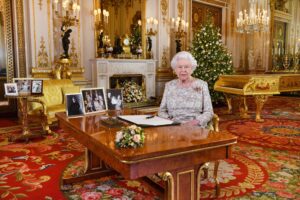Surprising No One Black, Resurfaced Documents Confirm 'Coloured Immigrants or Foreigners' Were Once Banned From Clerical Roles in Buckingham Palace