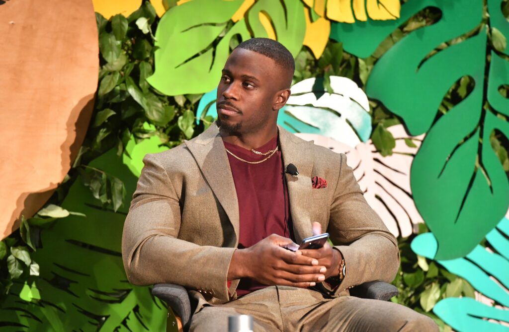 Relationship Guru Derrick Jaxn Files for Divorce After Being Spotted in Miami With a Mystery Woman
