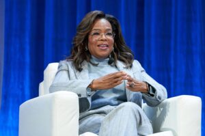 The Internet is So Mad At Oprah About Weight Loss Comments. Here’s The Tea