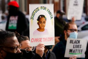Three Ex-Police Officers, Charged in Shooting of Eight-Year Old, Plead Guilty to Reckless Endangerment