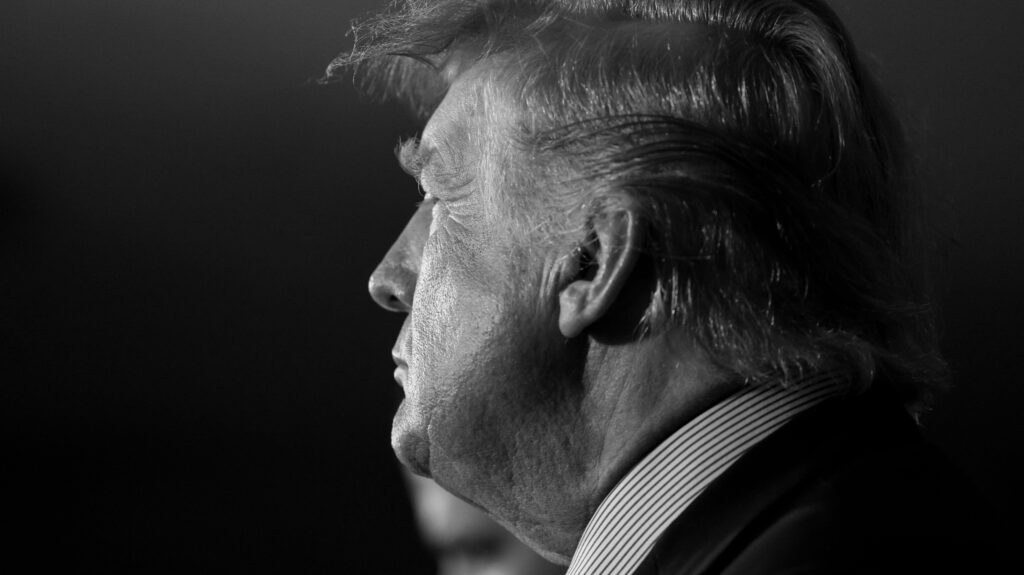 Why Dems Need Someone Like This Famous ‘White Boy’ to Stand up to Trump and Charm Away MAGA