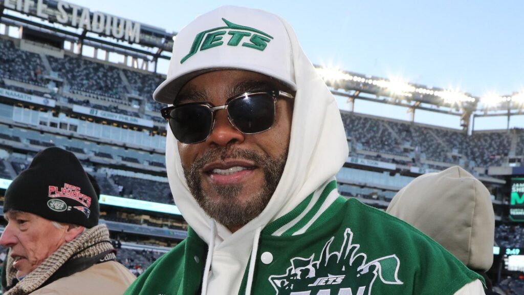 Not Hearthrob Method Man Allegedly Punching Folks In The Face At NYC Gym?