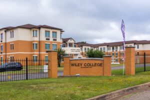 Donor Pays Off Loans for Graduating Class at HBCU Wiley College