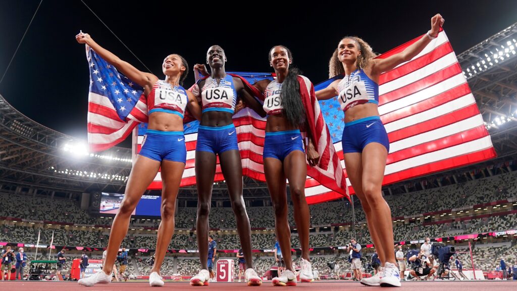 U.S. Women’s Basketball, 400-Meter Relay Teams Take Home Gold in Tokyo Olympics Finale