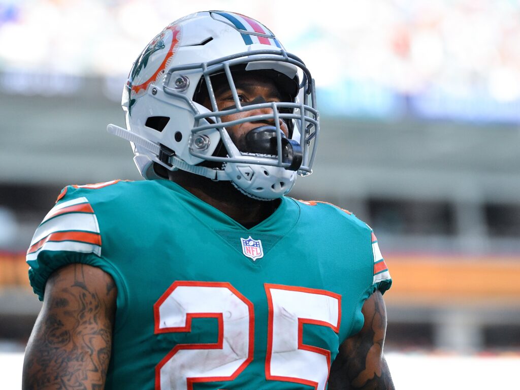 Dolphins' Cornerback Xavien Howard Arrested for Domestic Battery
