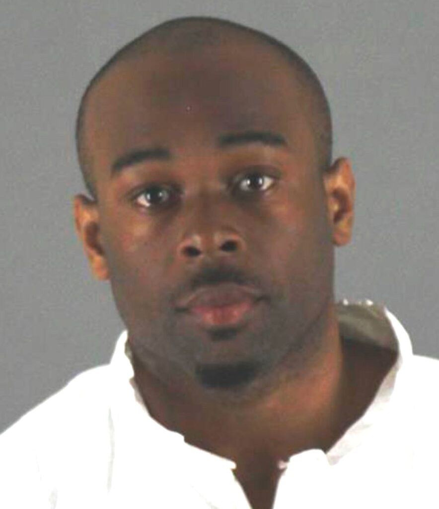 Rejection From Women Led Suspect to Throw 5-Year-Old Over Railing at Mall of America: Report