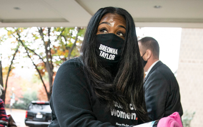 Rep.-Elect Cori Bush Wore a 'Breonna Taylor' Mask to Congress and Republicans Thought it Was Her Name