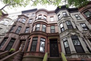 ‘Black Children Hung By A Rope’: White Artist Who Put Up Racially Offensive Artwork Resigns From Brooklyn Art Studio