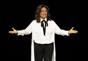 Oprah Winfrey Gifts New iPhone to Morehouse Man After Ribbing Him About Cracked Phone