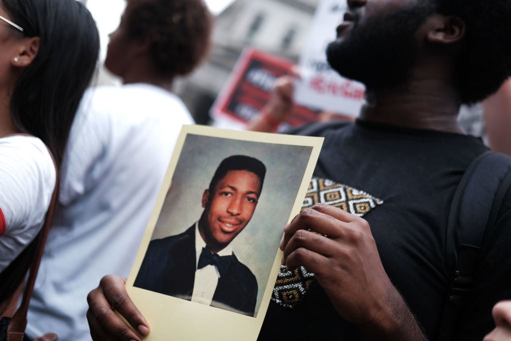 Ben Carr, Stepfather of Eric Garner, Dies at Daughter’s Wedding